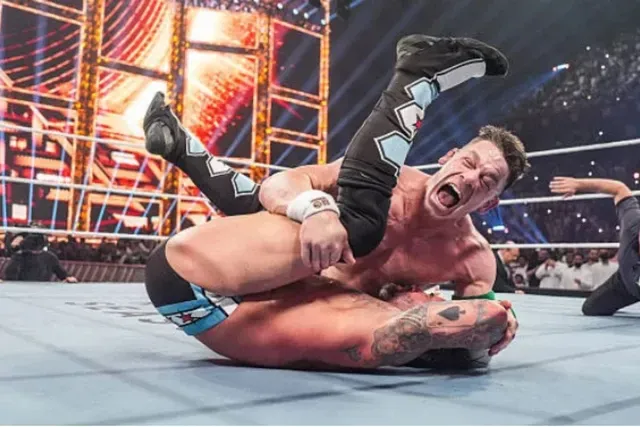 John Cena vs CM Punk