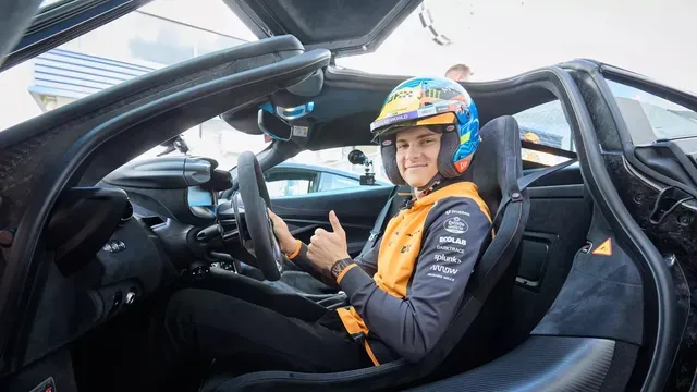 Oscar Piastri Driving his McLaren 720S