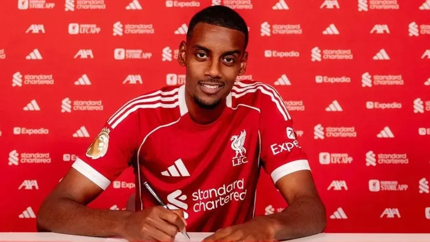 Transfer Deadline Day: Top 5 deals featuring Liverpool and Manchester United