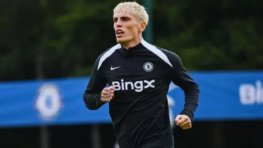 Will Alejandro Garnacho be a guaranteed starter at Chelsea?