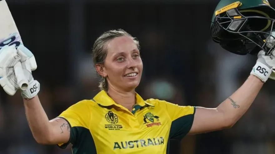 ICC Women’s World Cup 2025: Ashleigh Gardner Creates History with Record No.6 Century as Australia Beat New Zealand