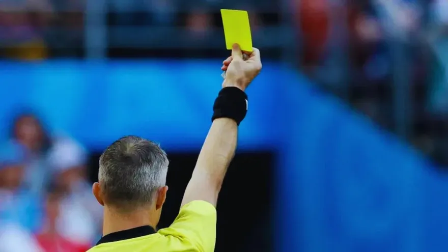 888STARZ: Bet Smarter Using Yellow Card Statistics