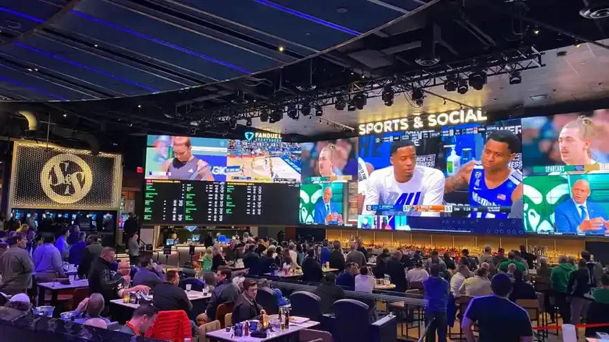 How Sports Betting Is Bringing Fans Closer to the Game