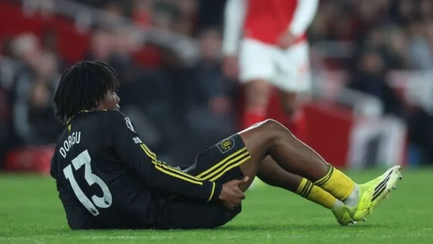 Patrick Dorgu Injury News: How Long Will the Manchester United Star Be Out?