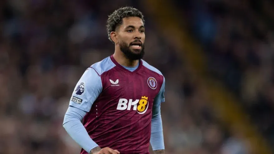 Chelsea transfer blow as Aston Villa agrees deal with Juventus for Douglas Luiz return