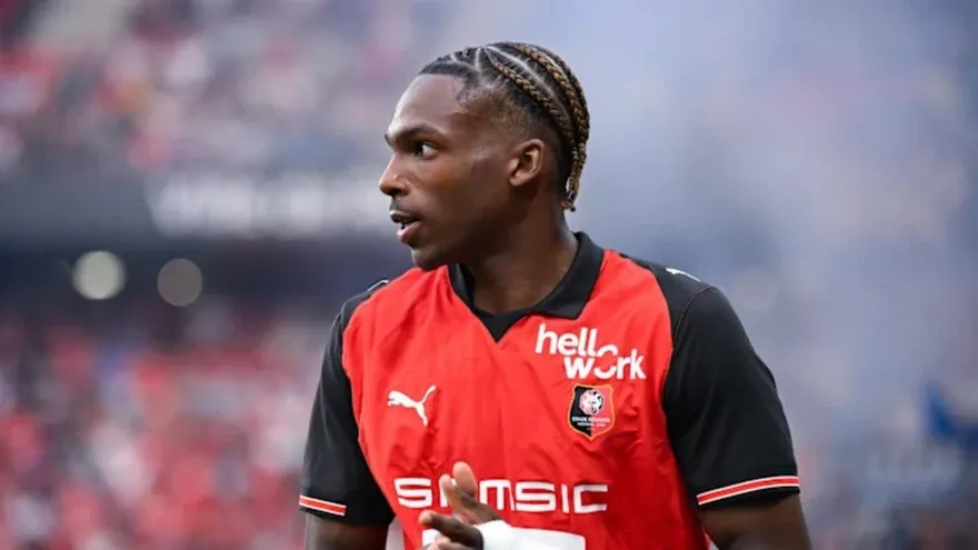 Jeremy Jacquet: Fabrizio Romano confirms Liverpool have beaten Chelsea to sign French defender