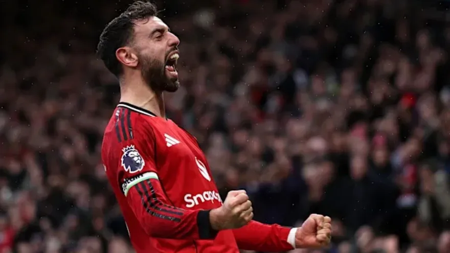 Bruno Fernandes Steals the Show in Man United’s 2-0 Win Over Tottenham Hotspur