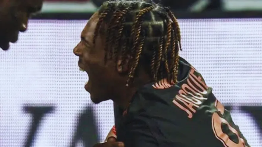 Liverpool Handed Major Injury Concern as £60m Summer Signing Jeremy Jacquet Goes Down for Rennes