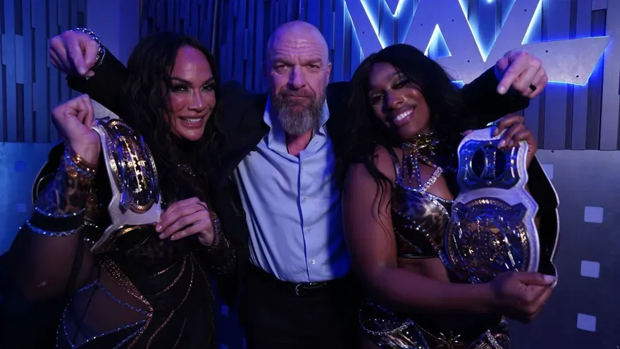 Rhea Ripley and Iyo Sky Lose WWE Women’s Tag Team Championship in Major SmackDown Shock