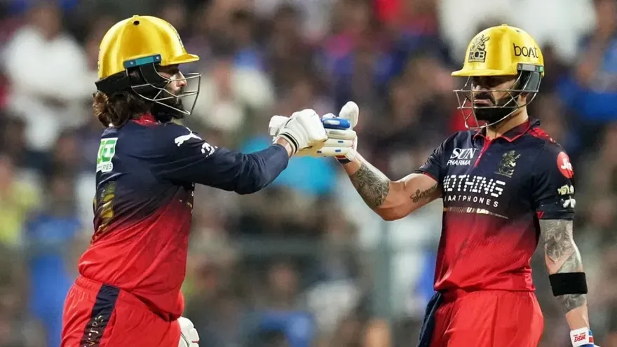 Virat Kohli Breaks T20 Record as RCB Beat MI by 18 Runs in Wankhede Run-Fest