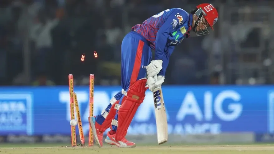 RCB Crush DC by 9 Wickets in IPL 2026: Virat Kohli Reaches Historic 9000 Runs Milestone