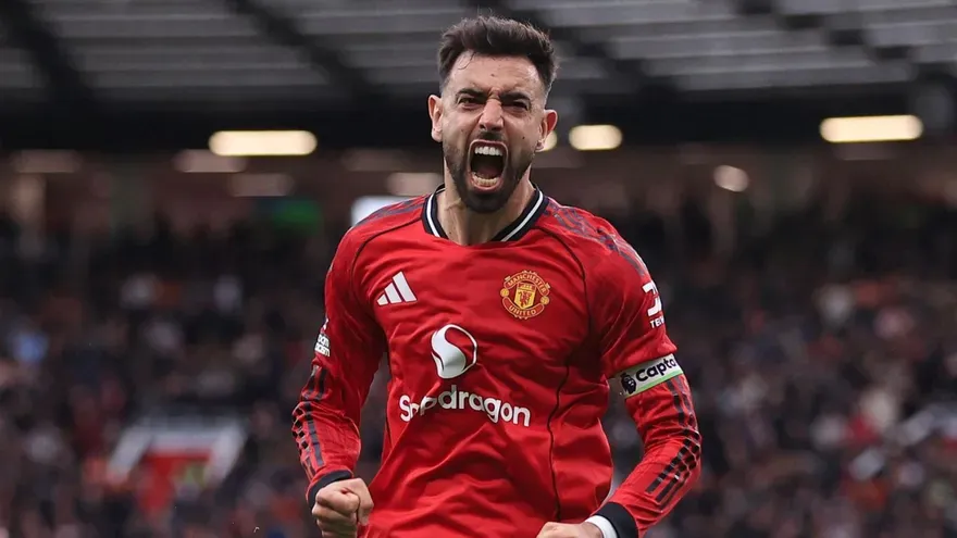 Top 5 Highest Scoring Midfielders in FPL 2025/26 Season