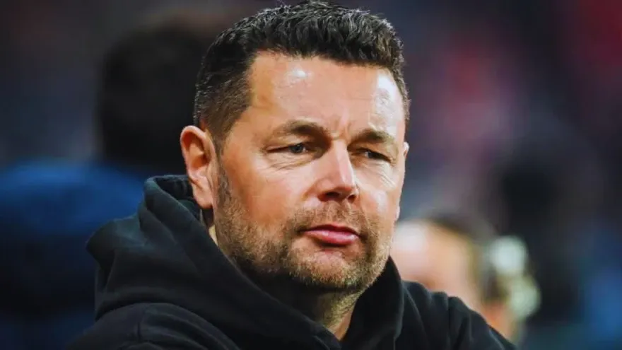 Who is Pierre Sage? Crystal Palace Manager's Tactics, Style of Play & Profile