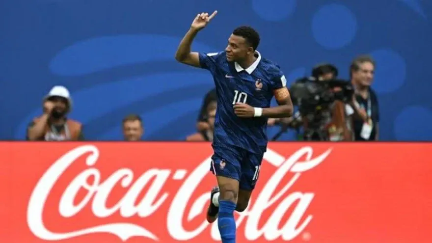Kylian Mbappé Becomes First Player to Win Two FIFA World Cup Golden Boots