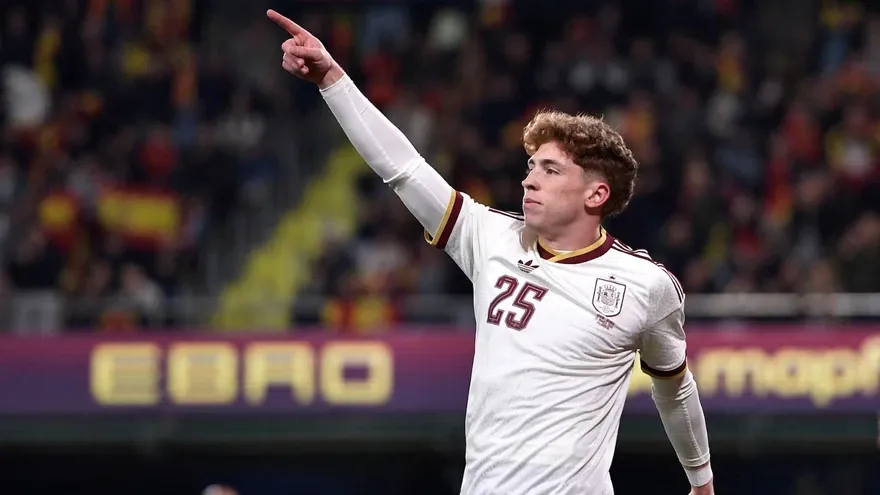 How Victor Muñoz Fits Into Andoni Iraola's Liverpool System